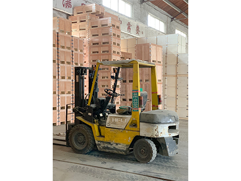 生產(chǎn)設(shè)備